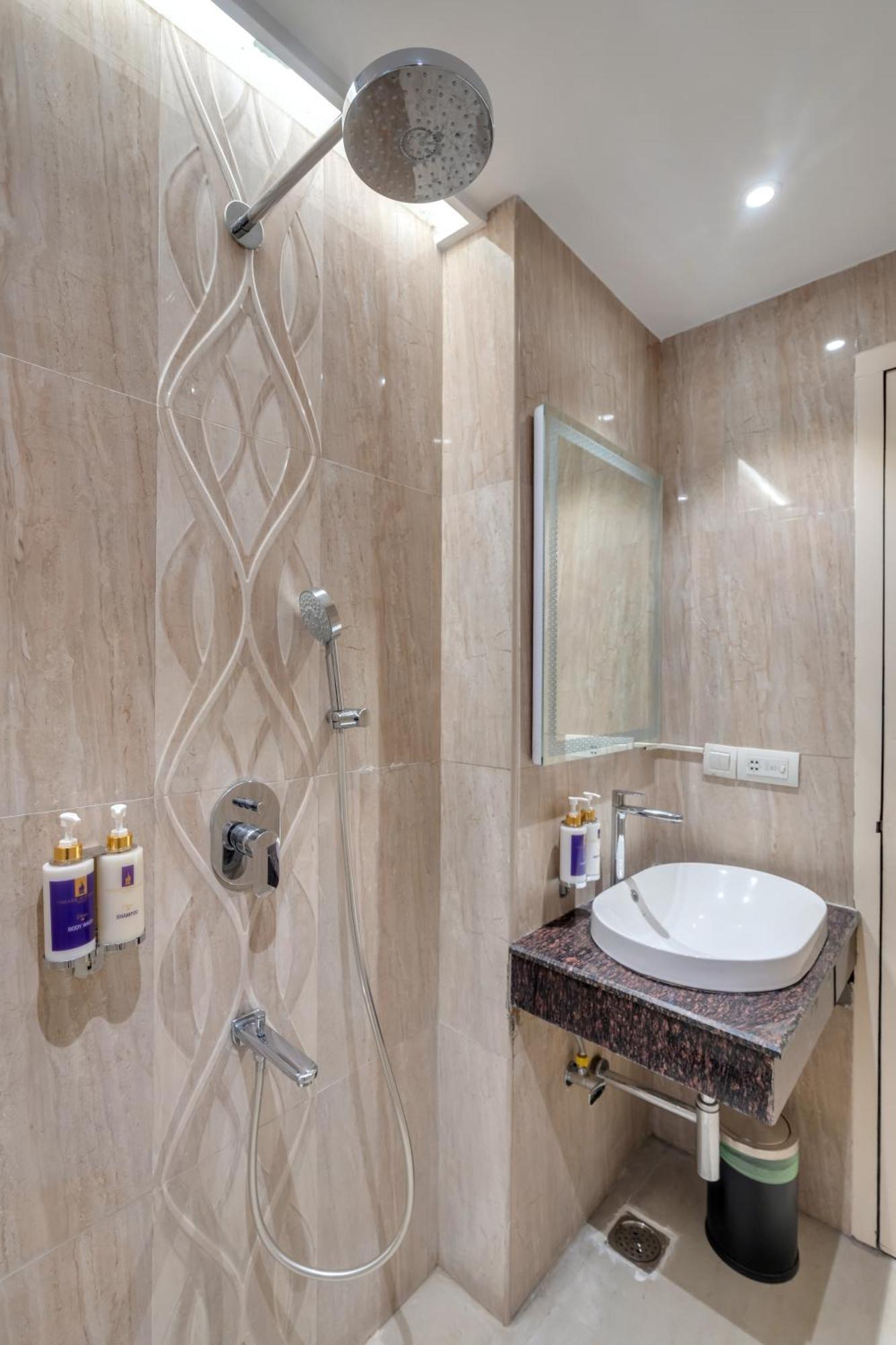Park Avenue Hotel & Apartments Trichy Tiruchirappalli Экстерьер фото
