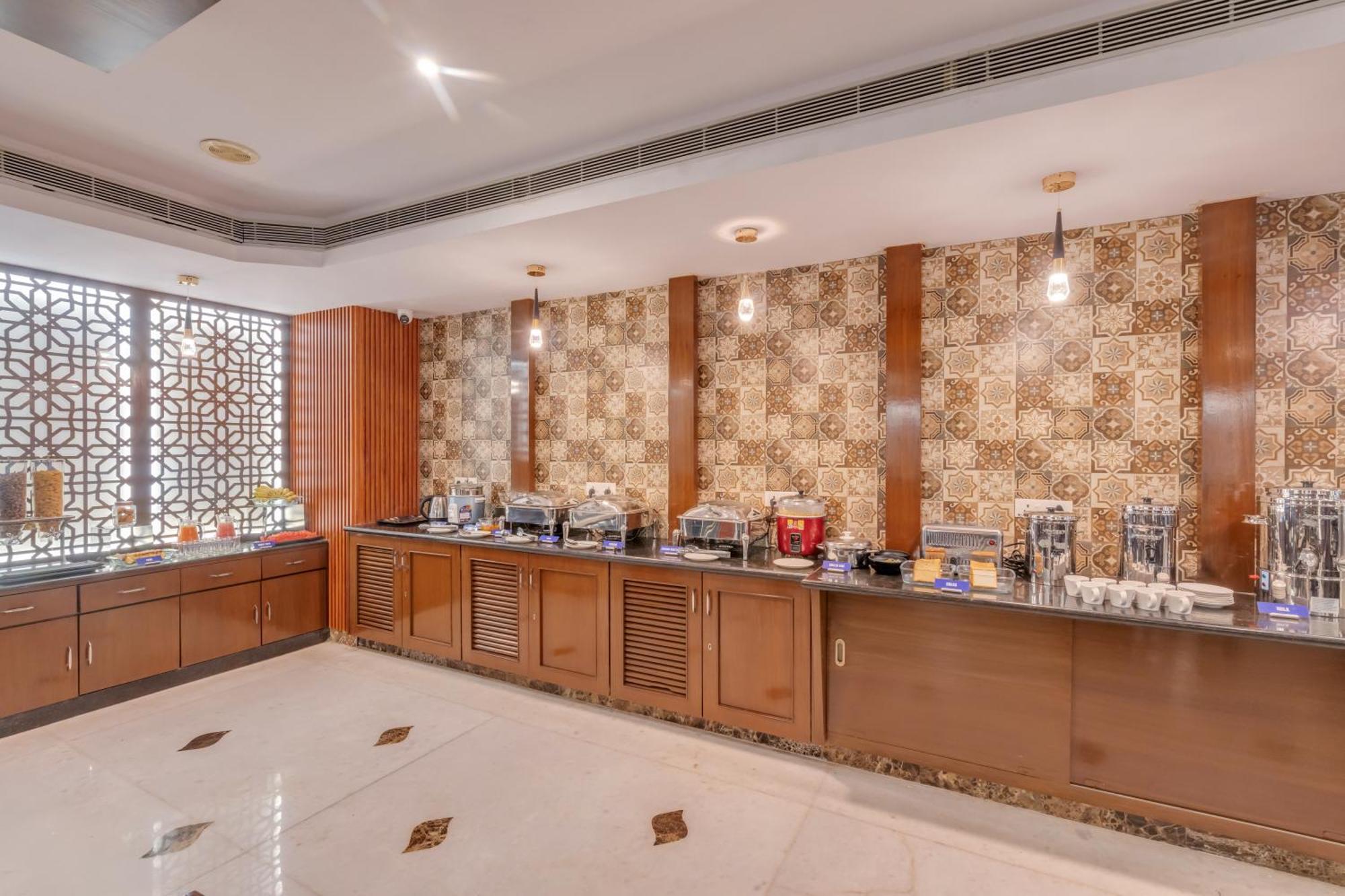 Park Avenue Hotel & Apartments Trichy Tiruchirappalli Экстерьер фото