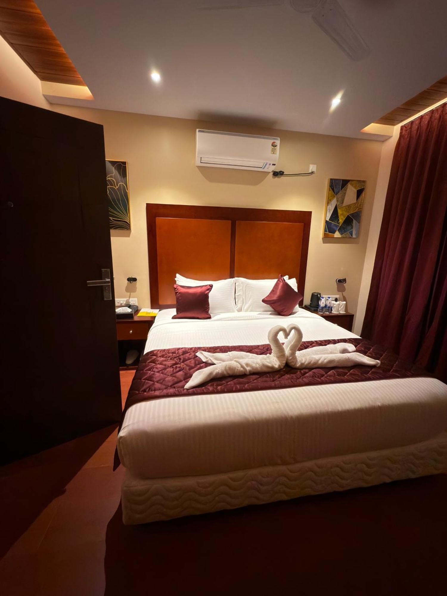 Park Avenue Hotel & Apartments Trichy Tiruchirappalli Экстерьер фото